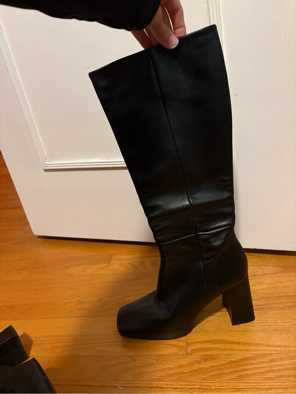 Zara Leather Classic Black Knee-High Block Heel Boots